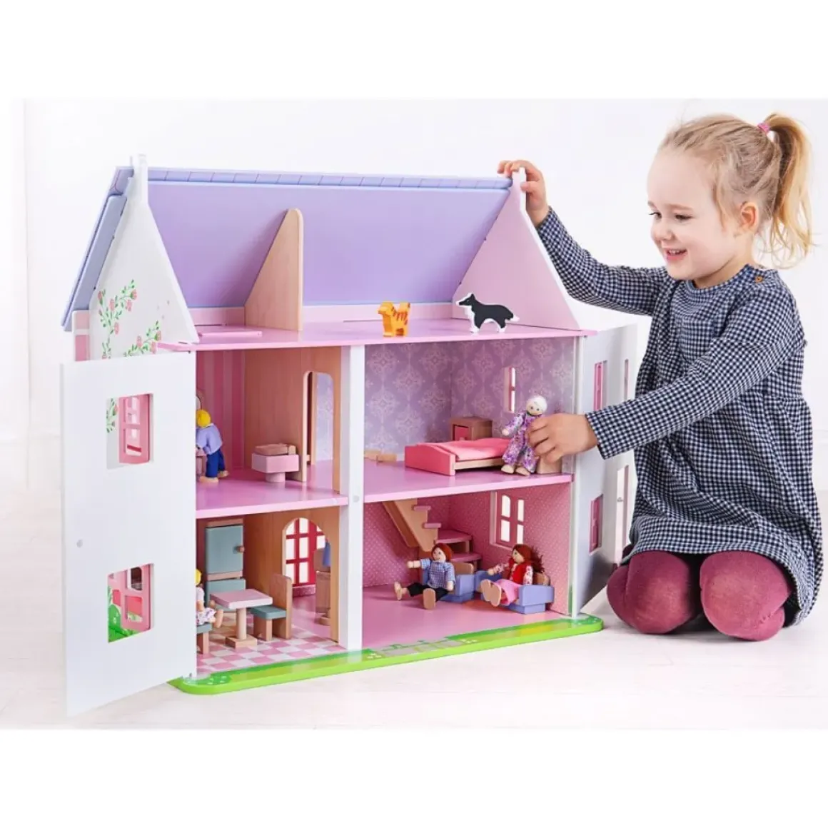 Rose Cottage Dolls House and Furniture