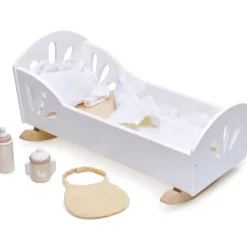 Sweet Swan Dolly Bed
