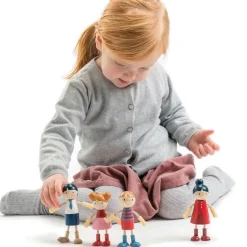 Tender Leaf Doll Family